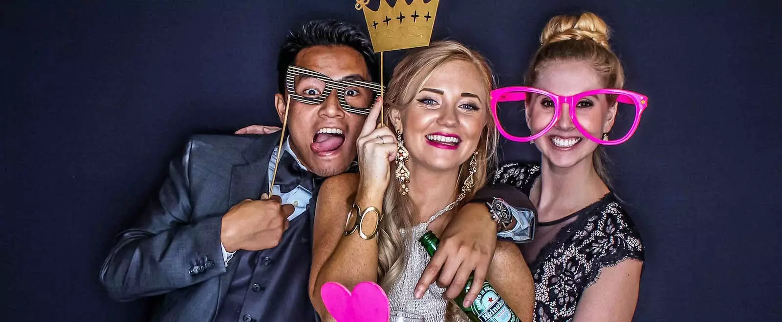 -photobooth anniversaire - photobooth baptême - photobooth Cergy - photobooth Corbeil-Essonnes - photobooth entreprise Paris - photobooth EVJF Paris - photobooth Île-de-France - photobooth mariage Paris - photobooth Melun - photobooth Pontoise - photobooth Yvelines - avis photobooth Paris - réservation photobooth Paris - Photobooth Paris contact - Photobooth Paris partenaires - Photobooth Paris équipe - videobooth 360 Paris-